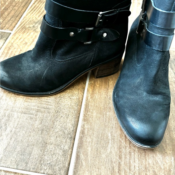 Franco Sarto Linden Black Leather Buckle Straps Block Heel Ankle Boots A863 - Picture 6 of 7